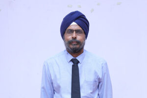 Mr. Taran Jeet Singh (HOD)